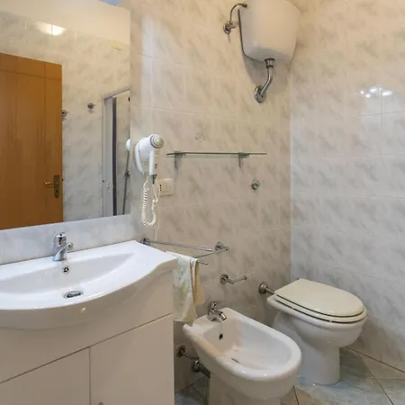 Bilocale Gandhi Vicino Al Parco Gondar - Apulia Apartamento *