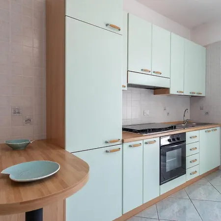 Bilocale Mediterraneo Apartment *