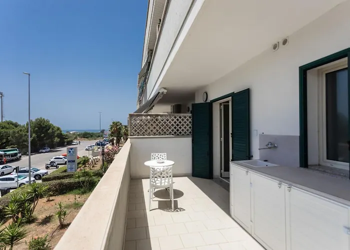 Bilocale Gandhi Vicino Al Parco Gondar - Apulia 加利波利